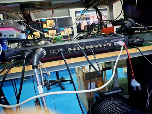 BS-E12P 이벤트 제작 SMPTE 12G SDI/PGM/Intercom/Ethernet/SYNC/POE+와 함께 광섬유 전송 시스템 협력 업체